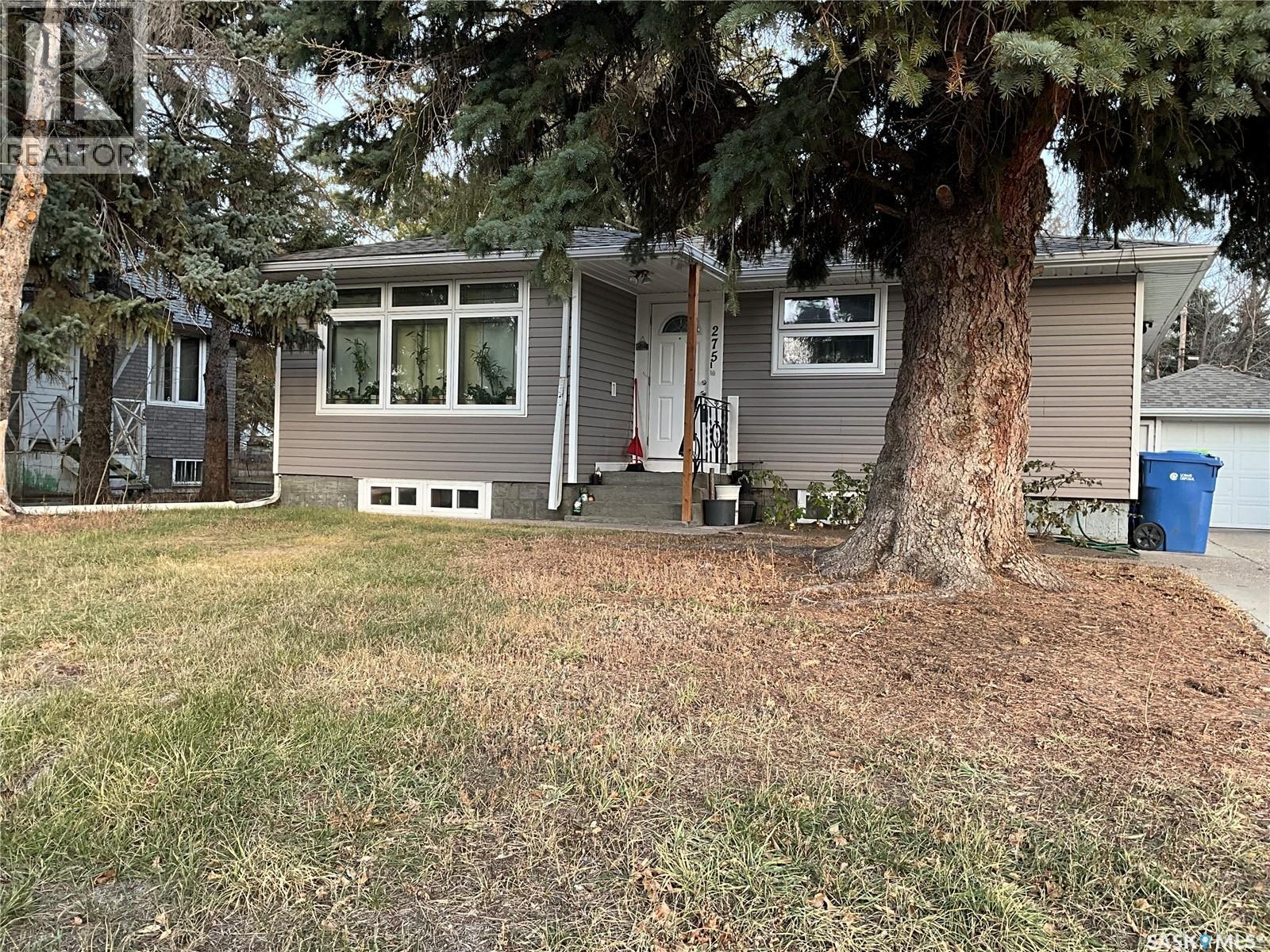 275 Central Avenue, Fort Qu'appelle, Saskatchewan  S0G 1S0 - Photo 2 - SK024233