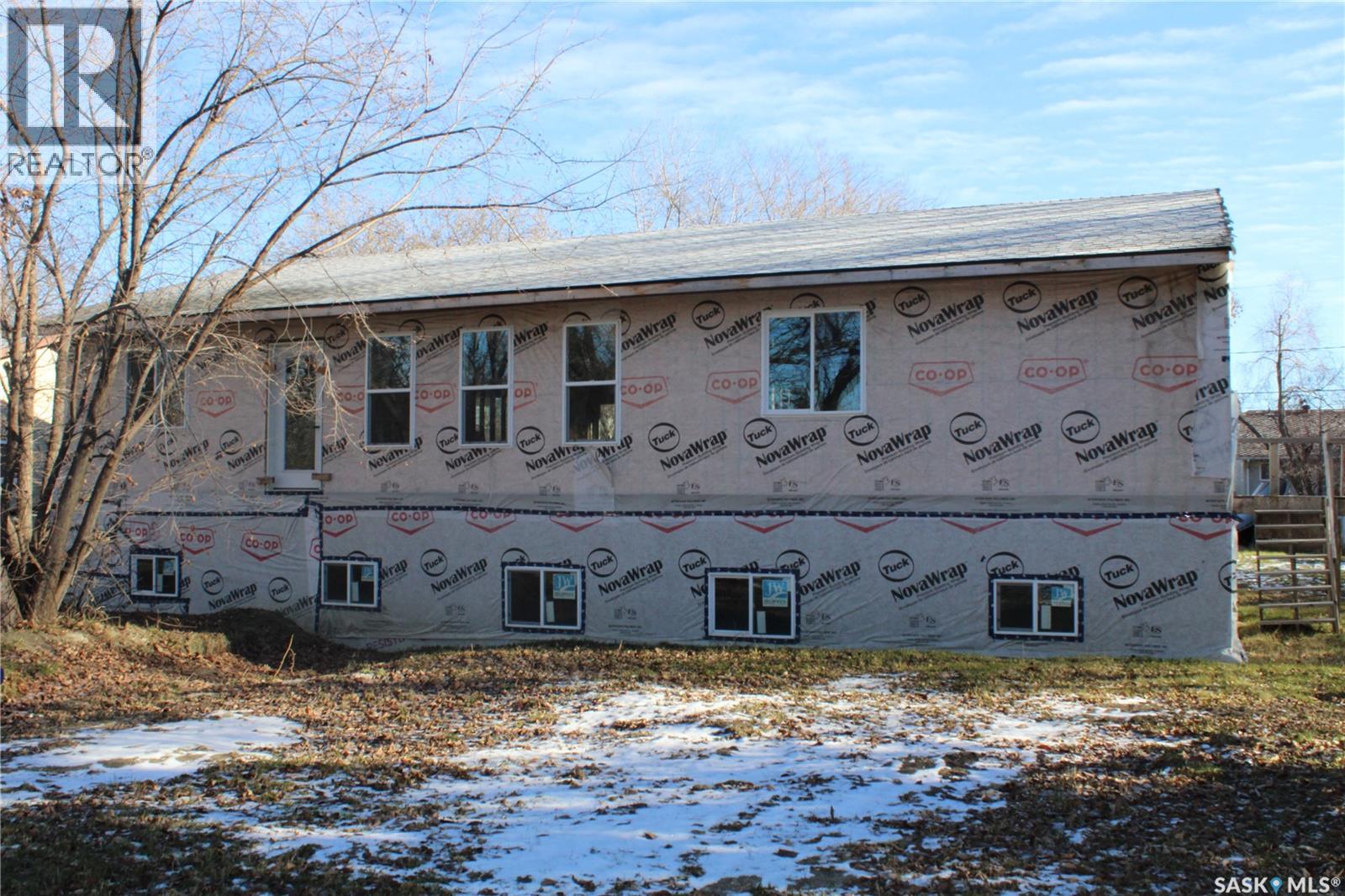 78 1st STREET SW, wadena, Saskatchewan