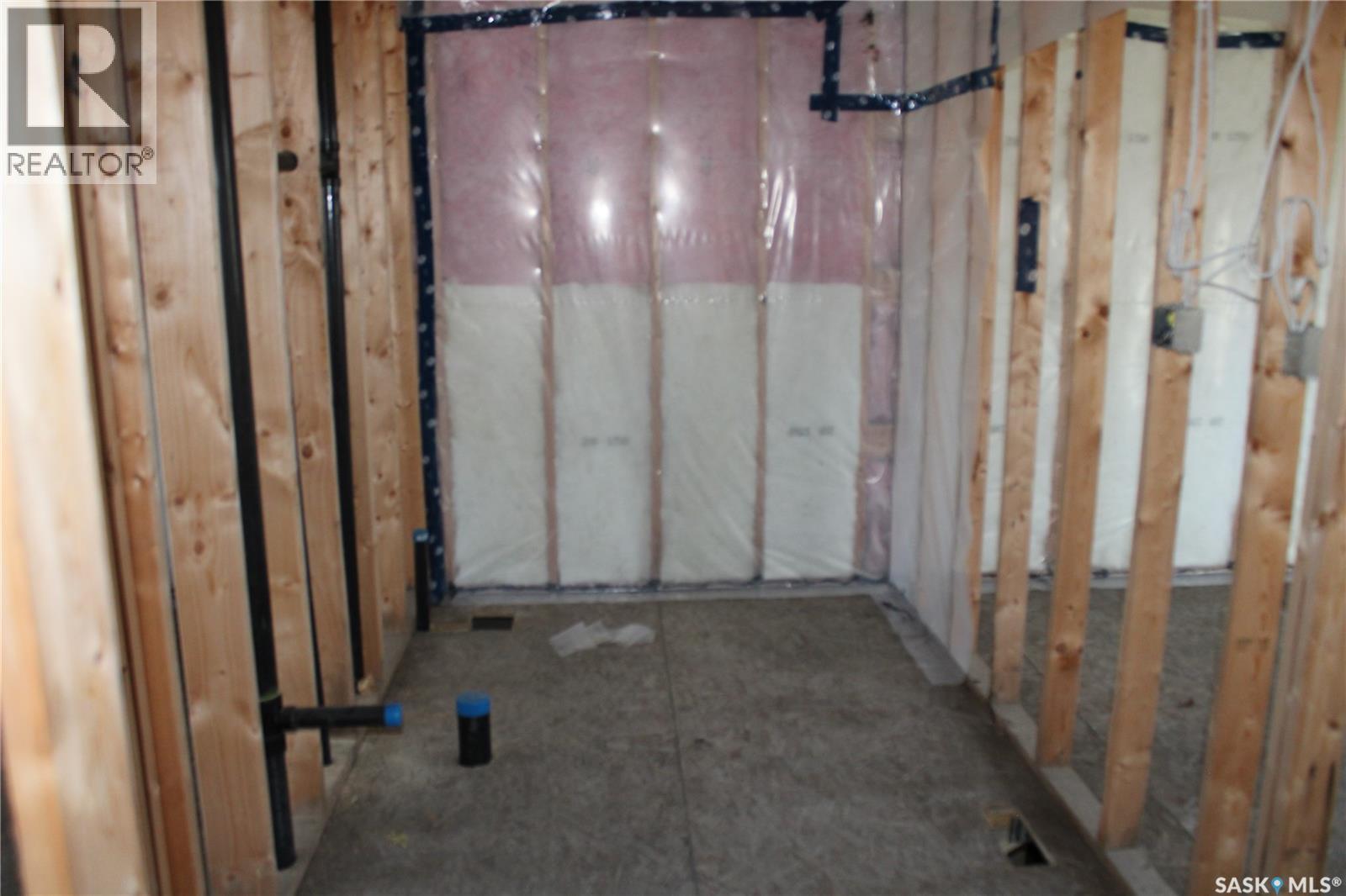 78 1st Street Sw, Wadena, Saskatchewan  S0A 4J0 - Photo 3 - SK024231