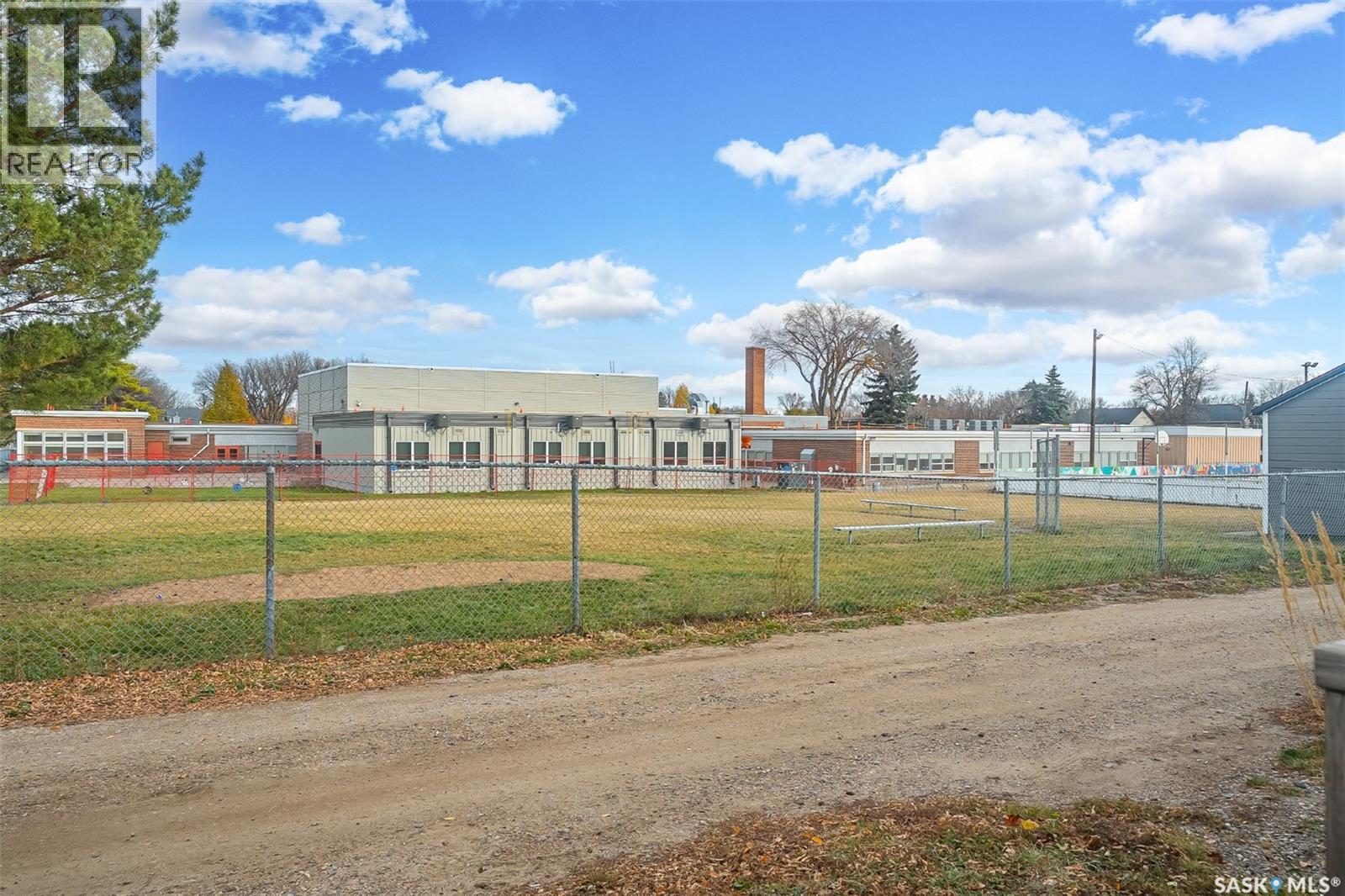 1512 7th Avenue N, Saskatoon, Saskatchewan  S7K 2W5 - Photo 30 - SK024227