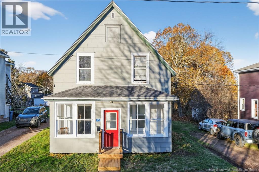 15 Union Street, Sackville, New Brunswick  E4L 4M5 - Photo 2 - NB130200