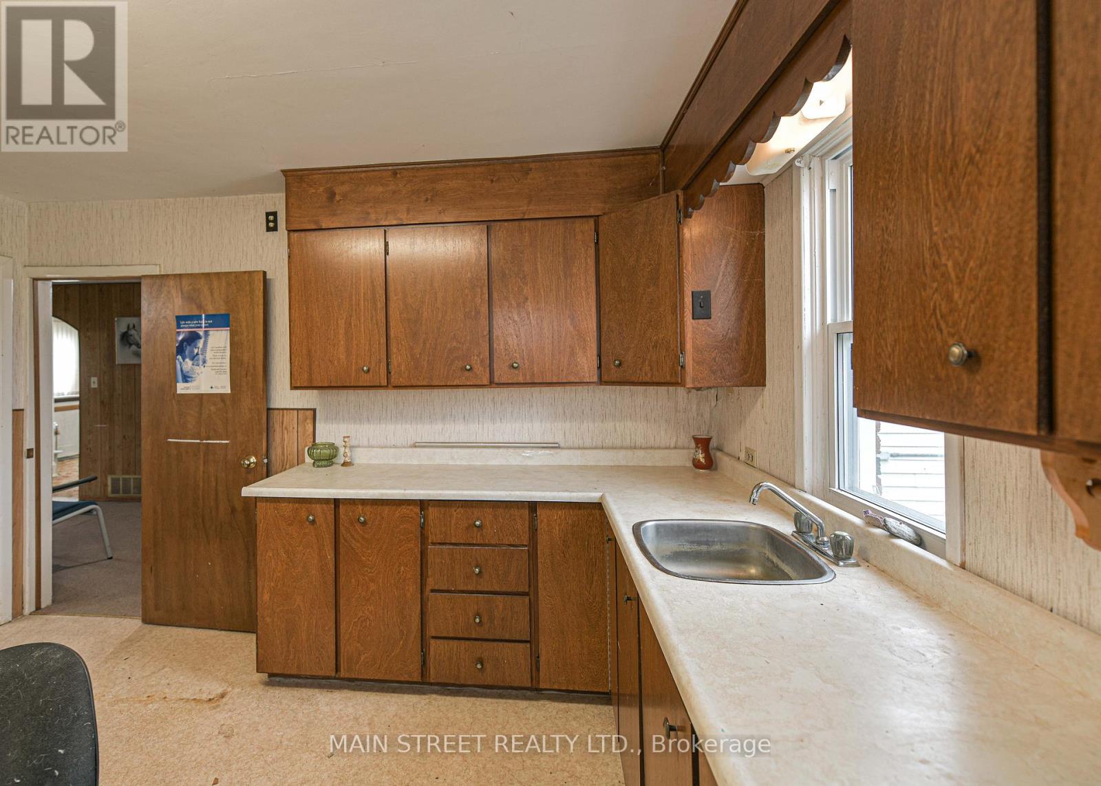 2263 Hwy 12 Highway, Ramara, Ontario  L0K 1B0 - Photo 13 - S12553790