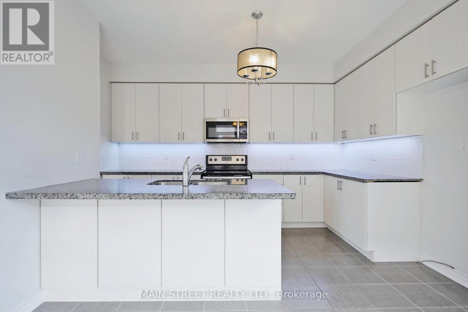 1071 Cole Street, Innisfil, Ontario  L9S 4R4 - Photo 16 - N12553838