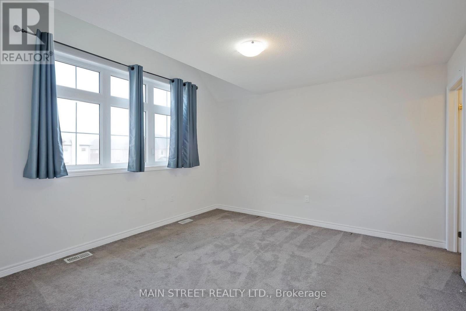 1071 Cole Street, Innisfil, Ontario  L9S 4R4 - Photo 37 - N12553838