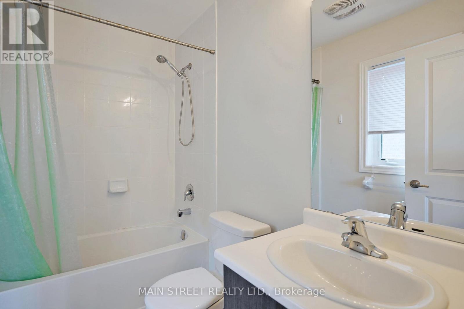 1071 Cole Street, Innisfil, Ontario  L9S 4R4 - Photo 39 - N12553838