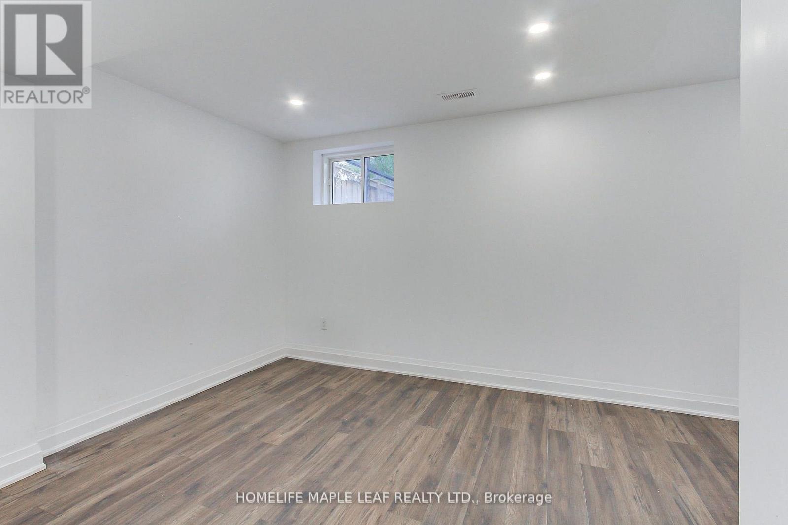 2180 Dawson Crescent, Innisfil, Ontario  L9S 0H1 - Photo 17 - N12553842