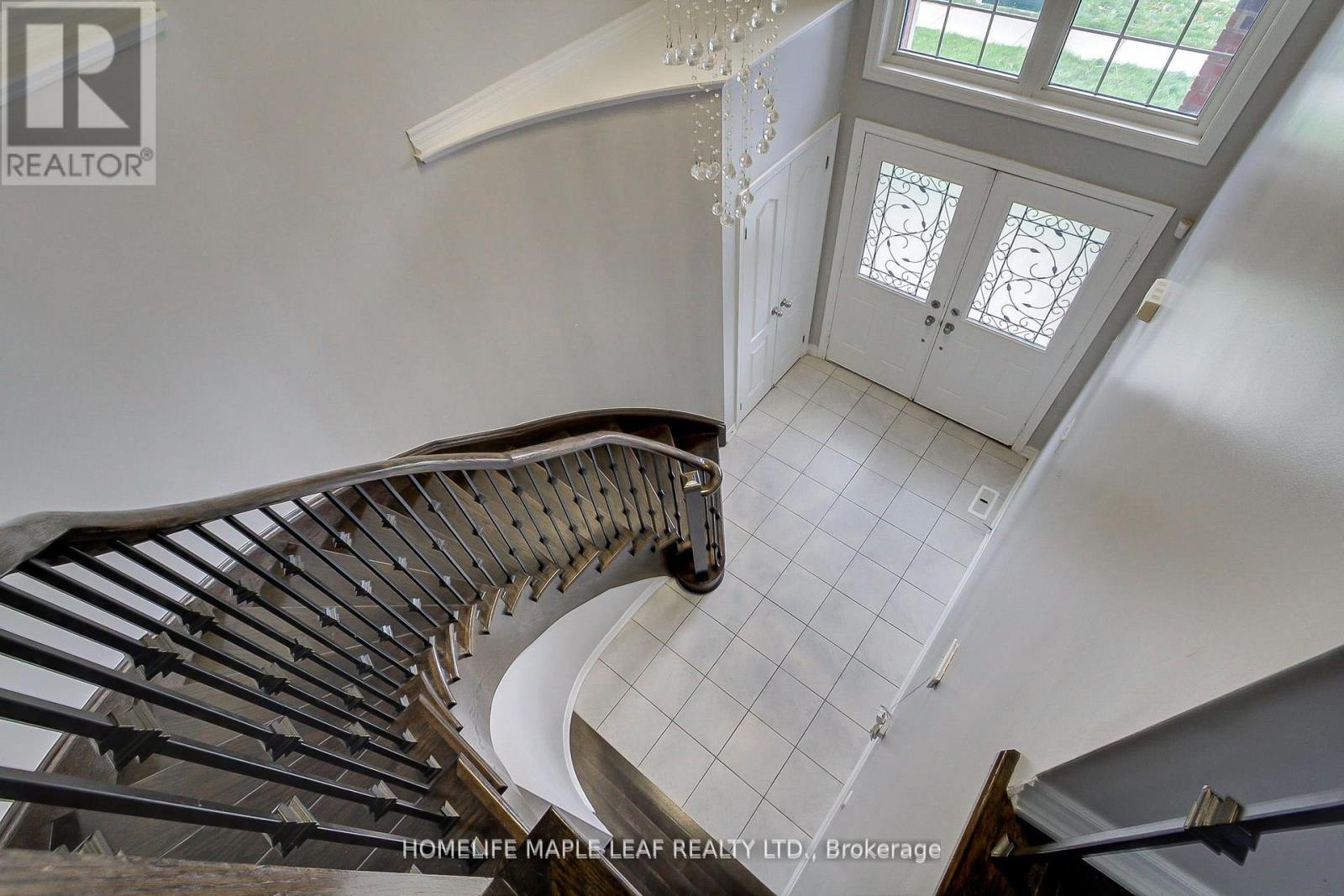 2180 Dawson Crescent, Innisfil, Ontario  L9S 0H1 - Photo 24 - N12553842