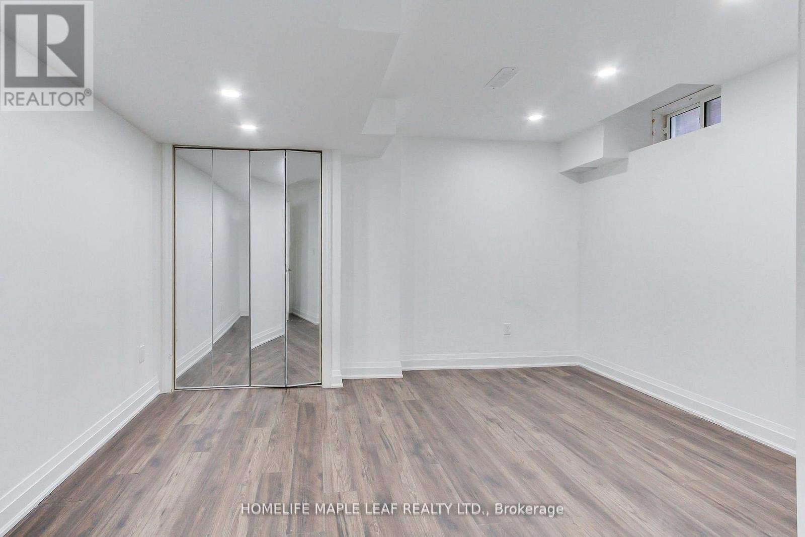 2180 Dawson Crescent, Innisfil, Ontario  L9S 0H1 - Photo 35 - N12553842