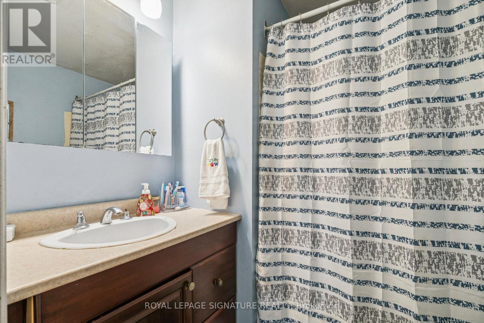 353 Hollywood Drive, Georgina, Ontario  L4P 3A2 - Photo 22 - N12553860