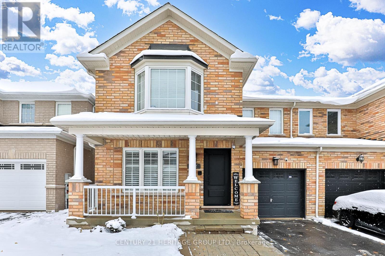 122 BEARE TRAIL, Newmarket, Ontario