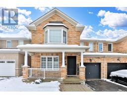 122 Beare Trail, Newmarket (Woodland Hill), Ca