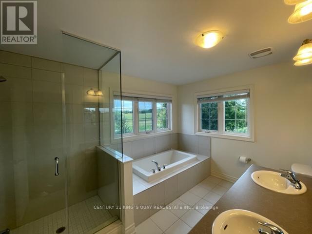 2 Festival Court, East Gwillimbury, Ontario  L9N 0N8 - Photo 14 - N12553928