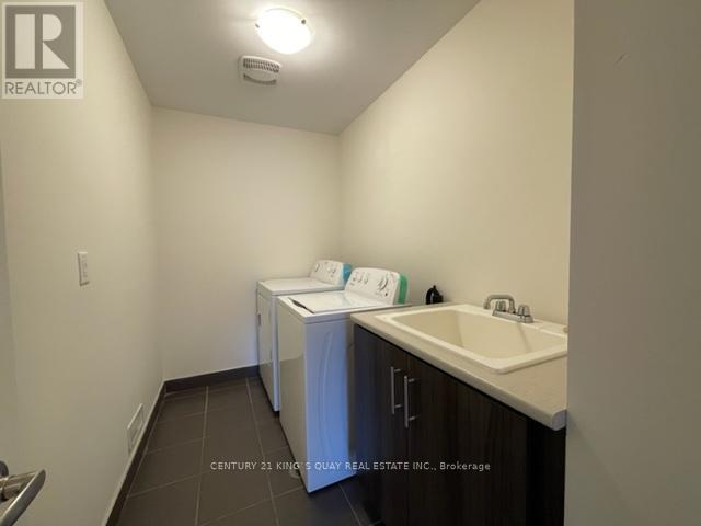 2 Festival Court, East Gwillimbury, Ontario  L9N 0N8 - Photo 18 - N12553928