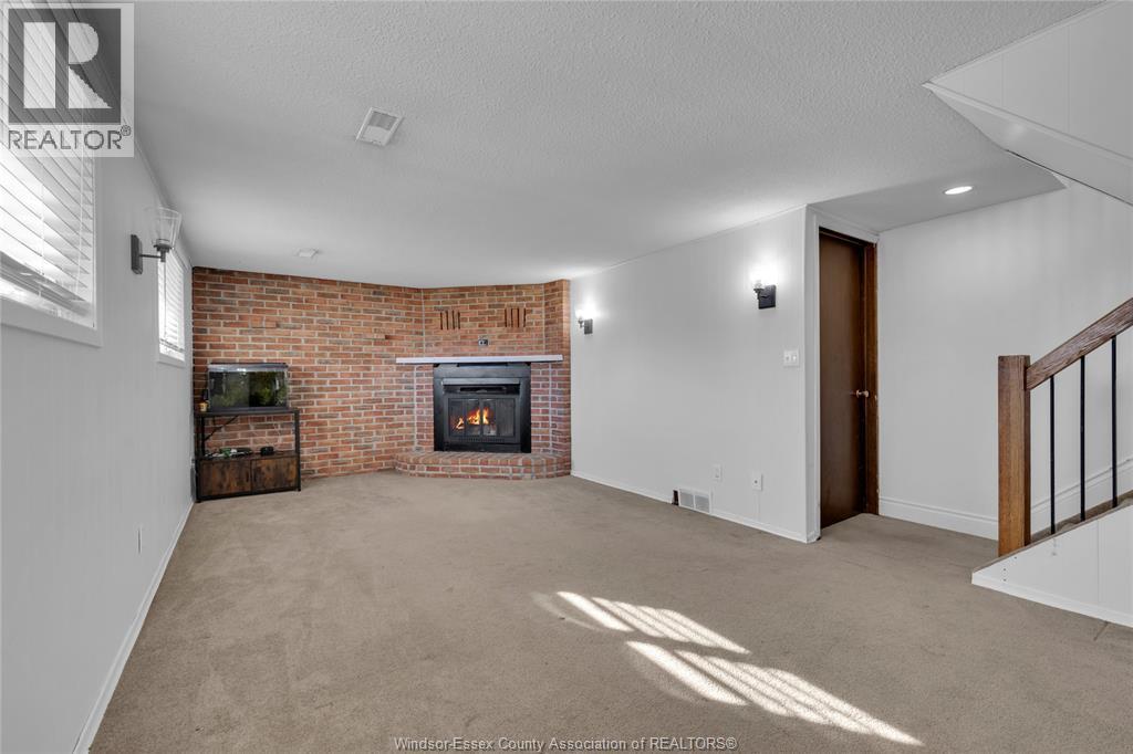 210 Westlawn Avenue, Kingsville, Ontario  N9Y 3L9 - Photo 27 - 25029041