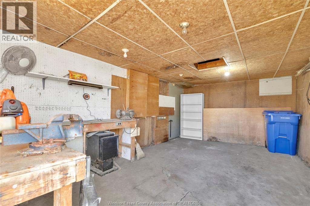 210 Westlawn Avenue, Kingsville, Ontario  N9Y 3L9 - Photo 38 - 25029041