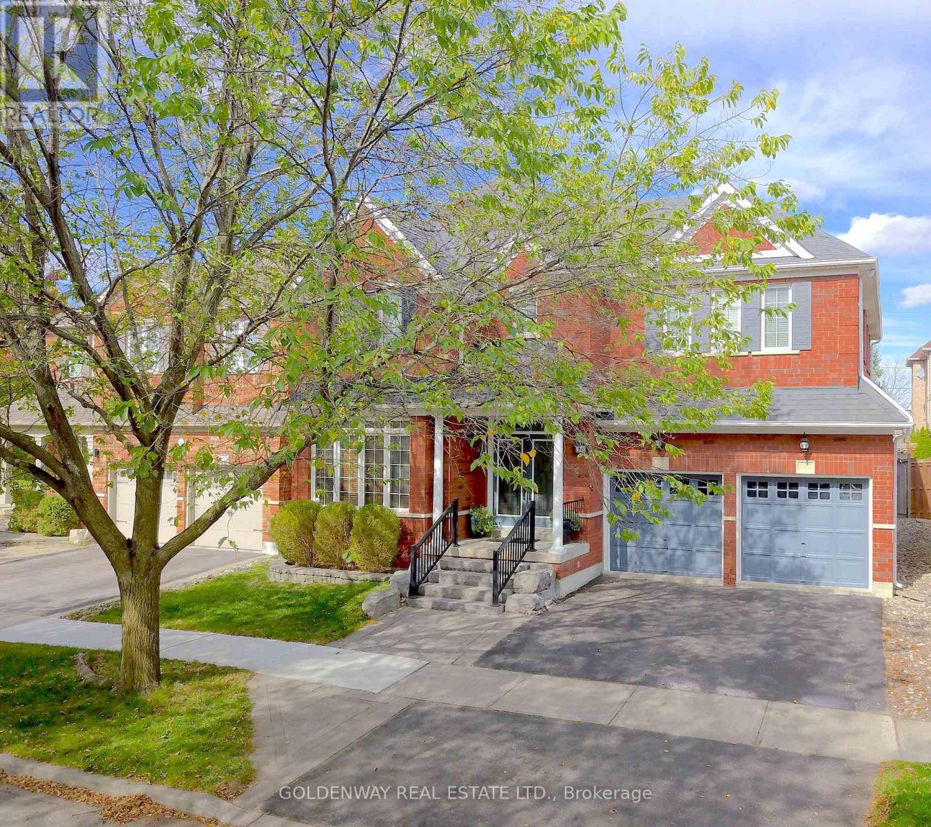 10 BERTRAM EARNSHAW DRIVE, Markham, Ontario
