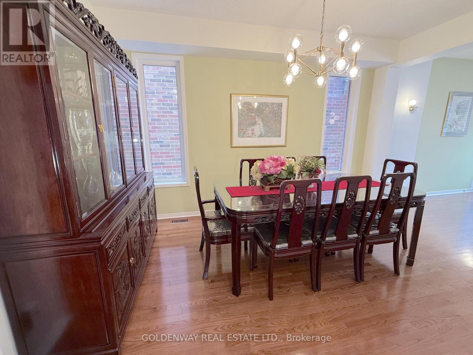 10 Bertram Earnshaw Drive, Markham, Ontario  L6C 2R8 - Photo 7 - N12553948