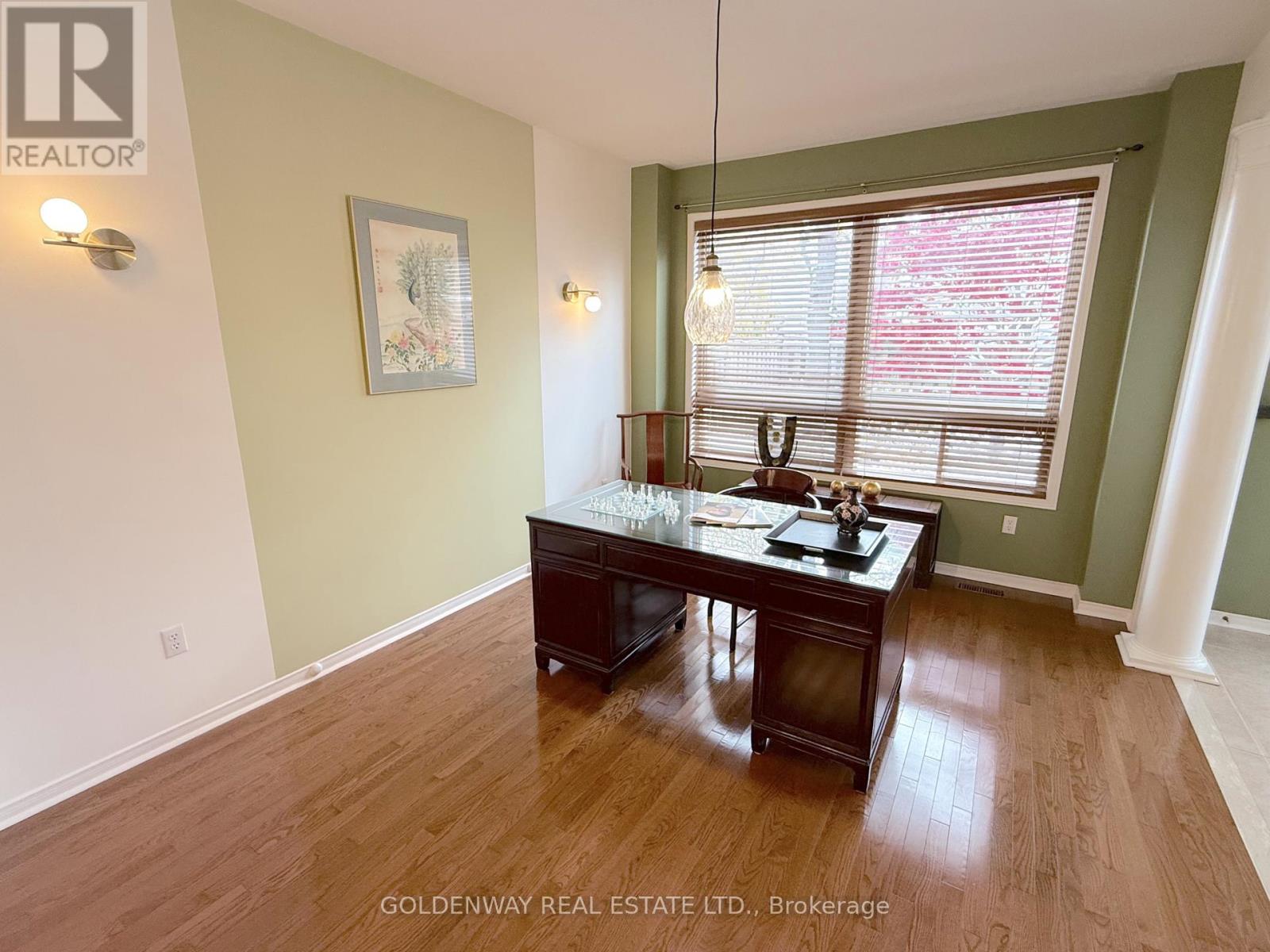 10 Bertram Earnshaw Drive, Markham, Ontario  L6C 2R8 - Photo 8 - N12553948