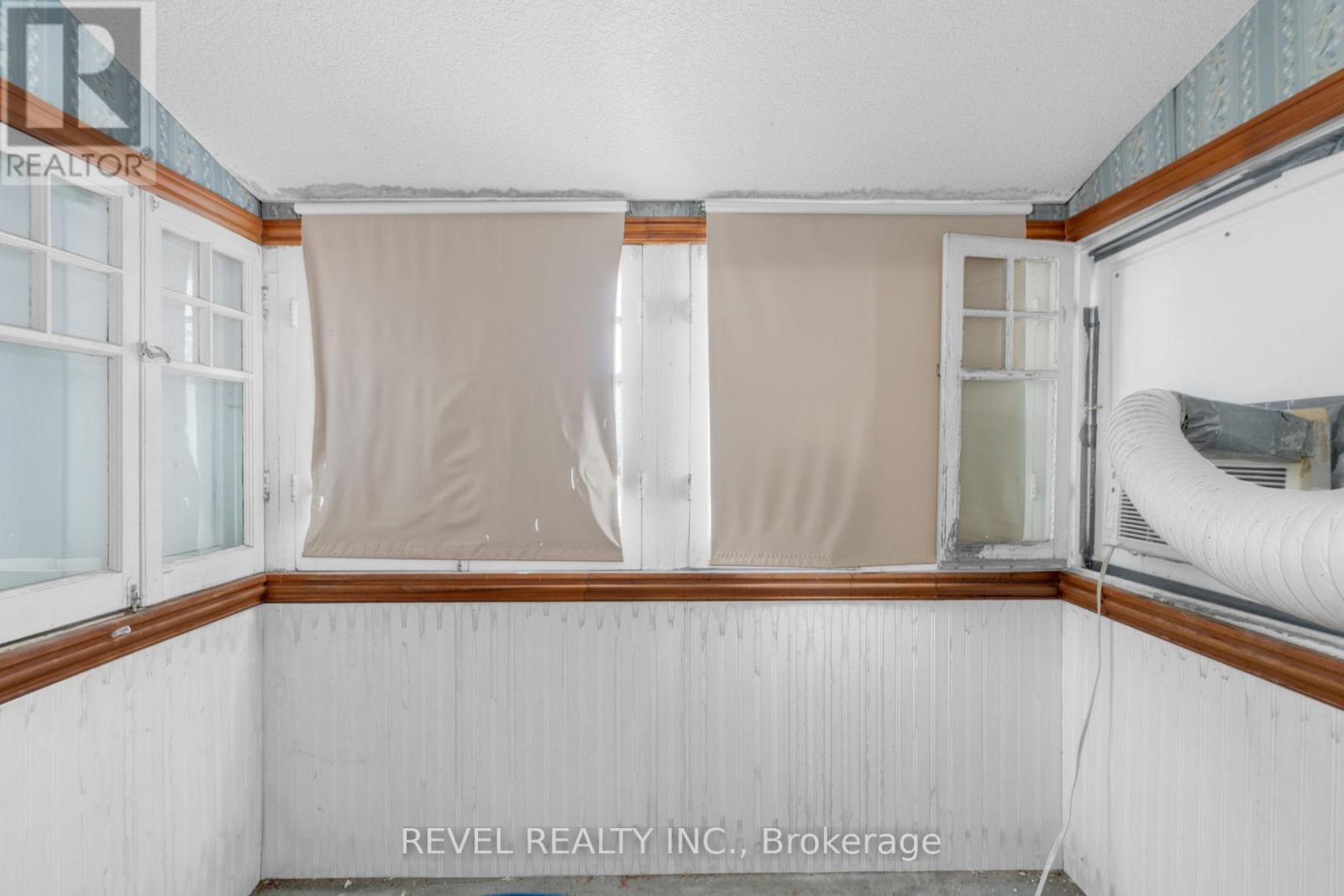 202 Bradford Street, Barrie, Ontario  L4N 3B6 - Photo 31 - S12553876