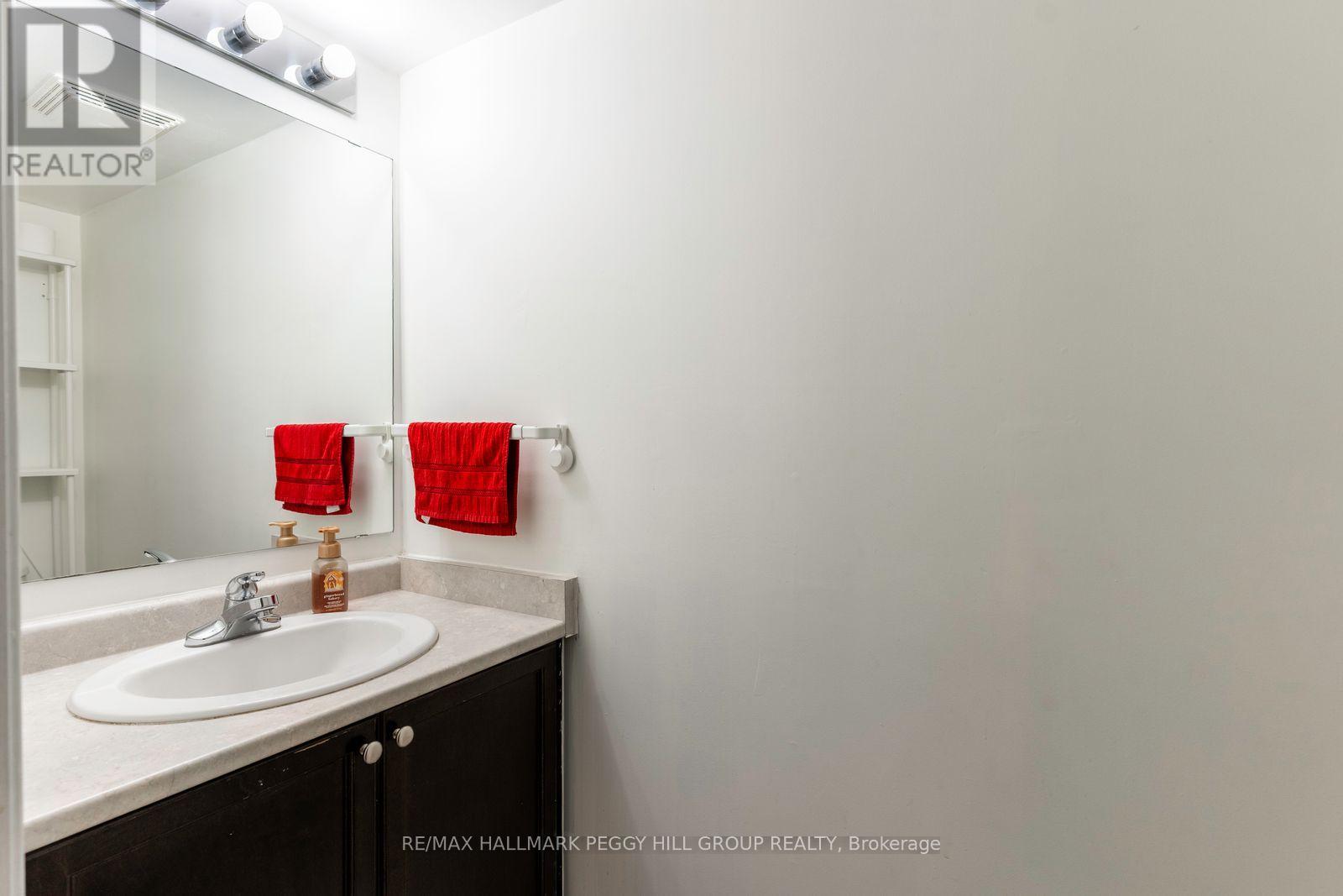 2 - 141 Sydenham Wells, Barrie, Ontario  L4M 0H3 - Photo 11 - S12553896