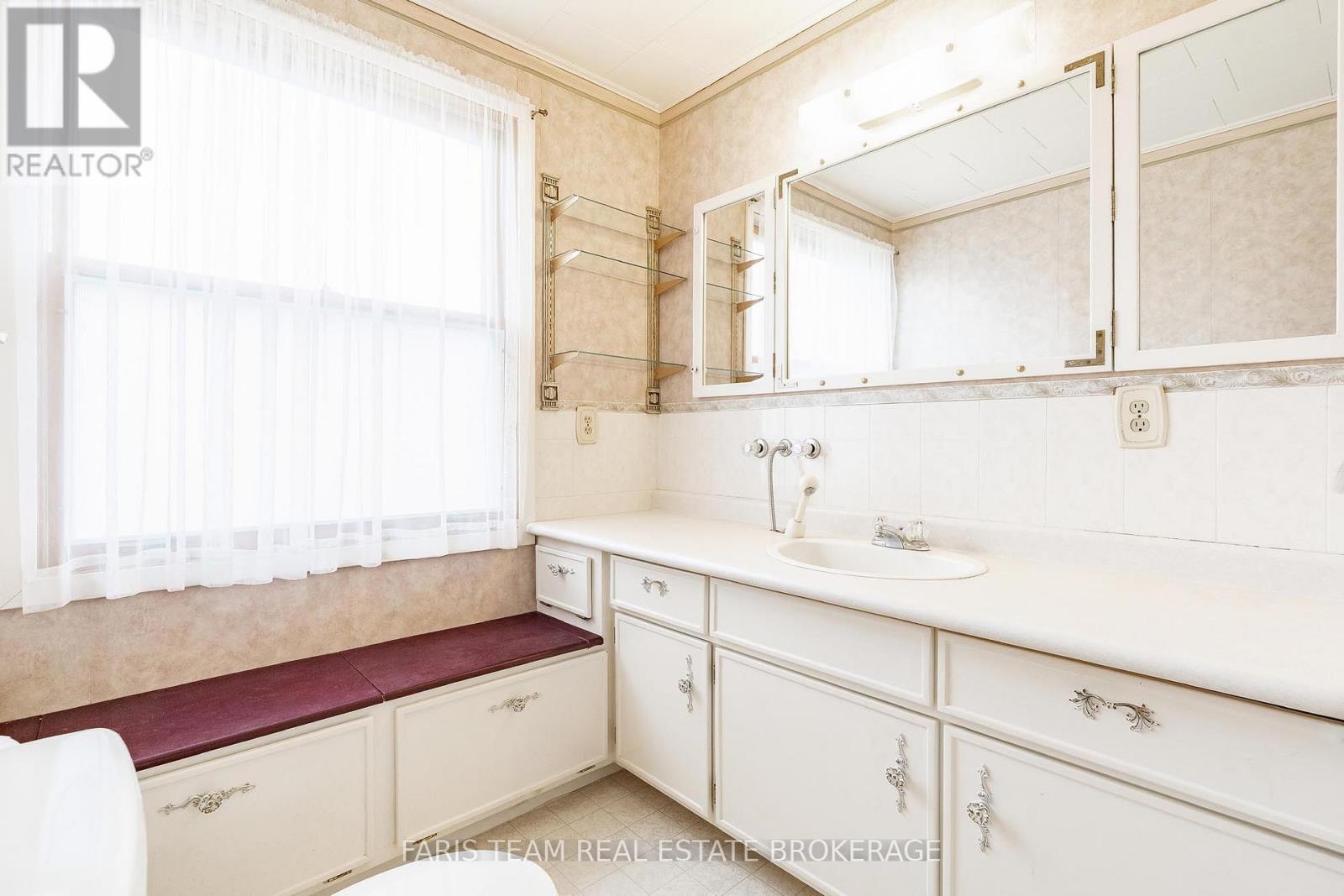 175 Mary Street, Orillia, Ontario  L3V 3E5 - Photo 30 - S12553944