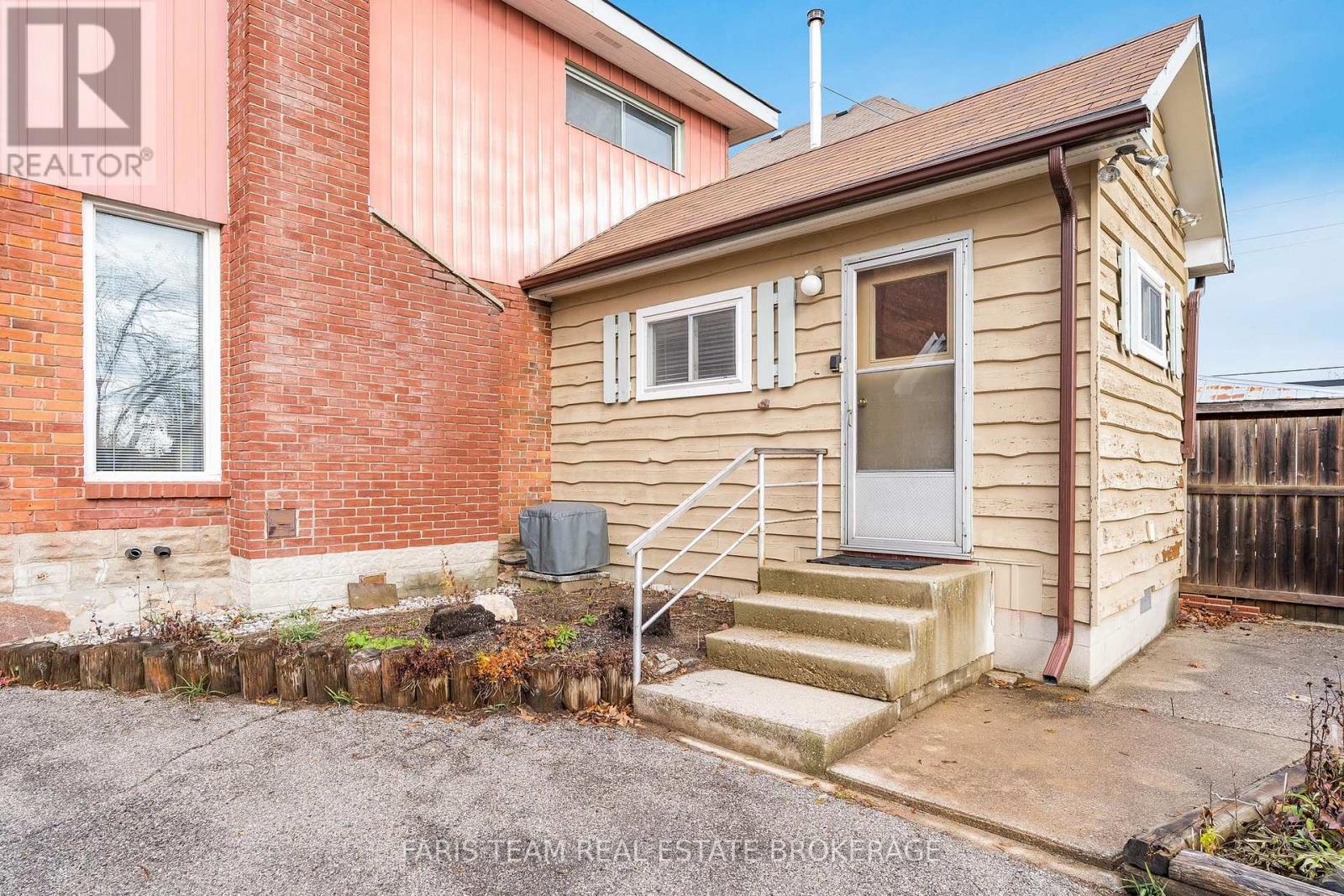 175 Mary Street, Orillia, Ontario  L3V 3E5 - Photo 32 - S12553944