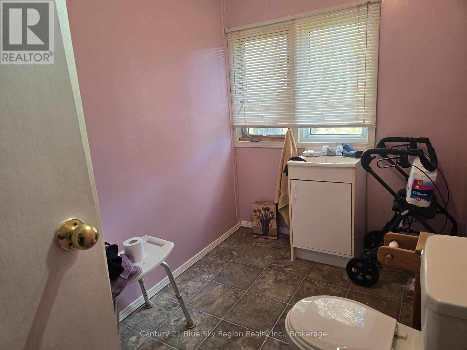 376 Albert Avenue, North Bay, Ontario  P1B 7J9 - Photo 26 - X12553998