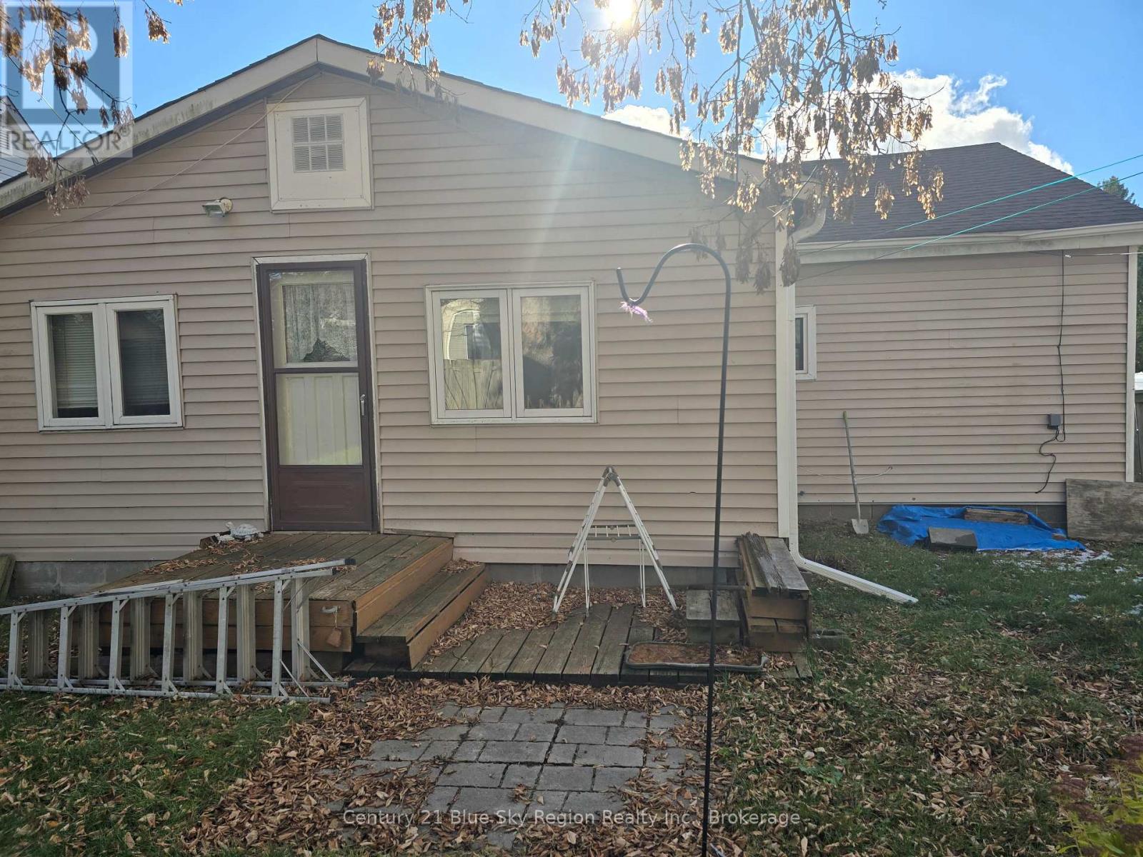 376 Albert Avenue, North Bay, Ontario  P1B 7J9 - Photo 4 - X12553998