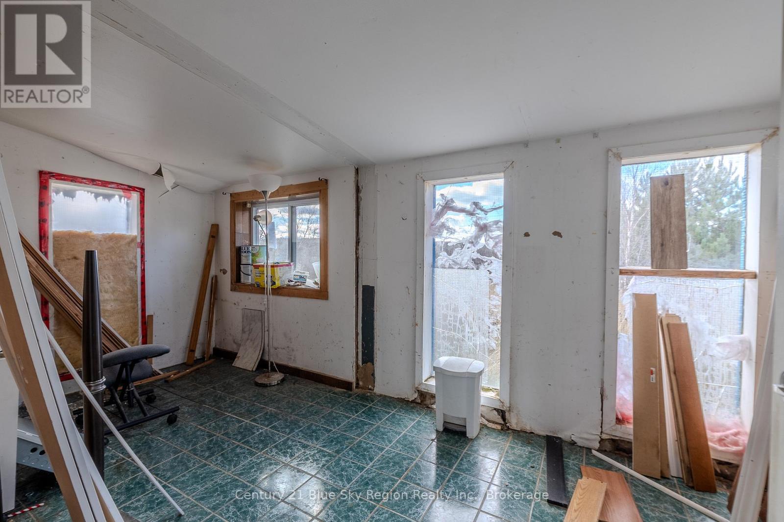 130 Gagnon Street, Bonfield, Ontario  P0H 1E0 - Photo 24 - X12554020