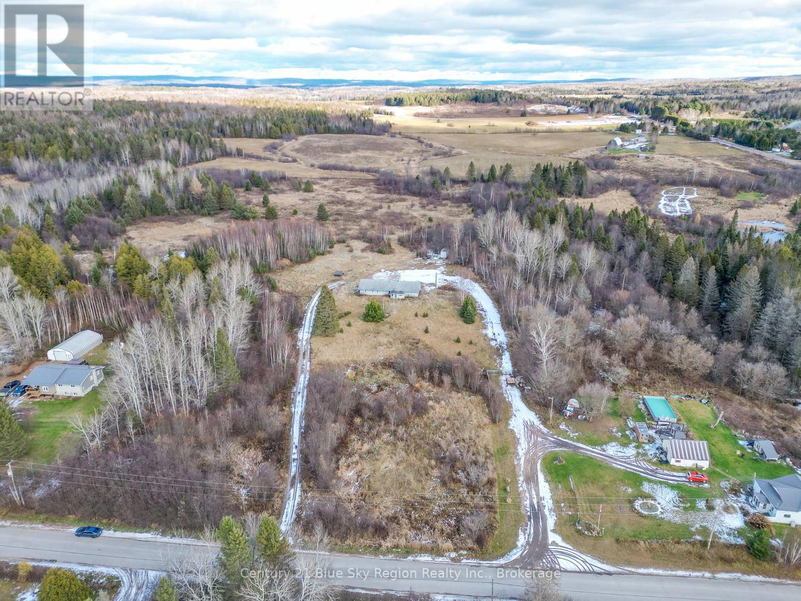 130 Gagnon Street, Bonfield, Ontario  P0H 1E0 - Photo 38 - X12554020