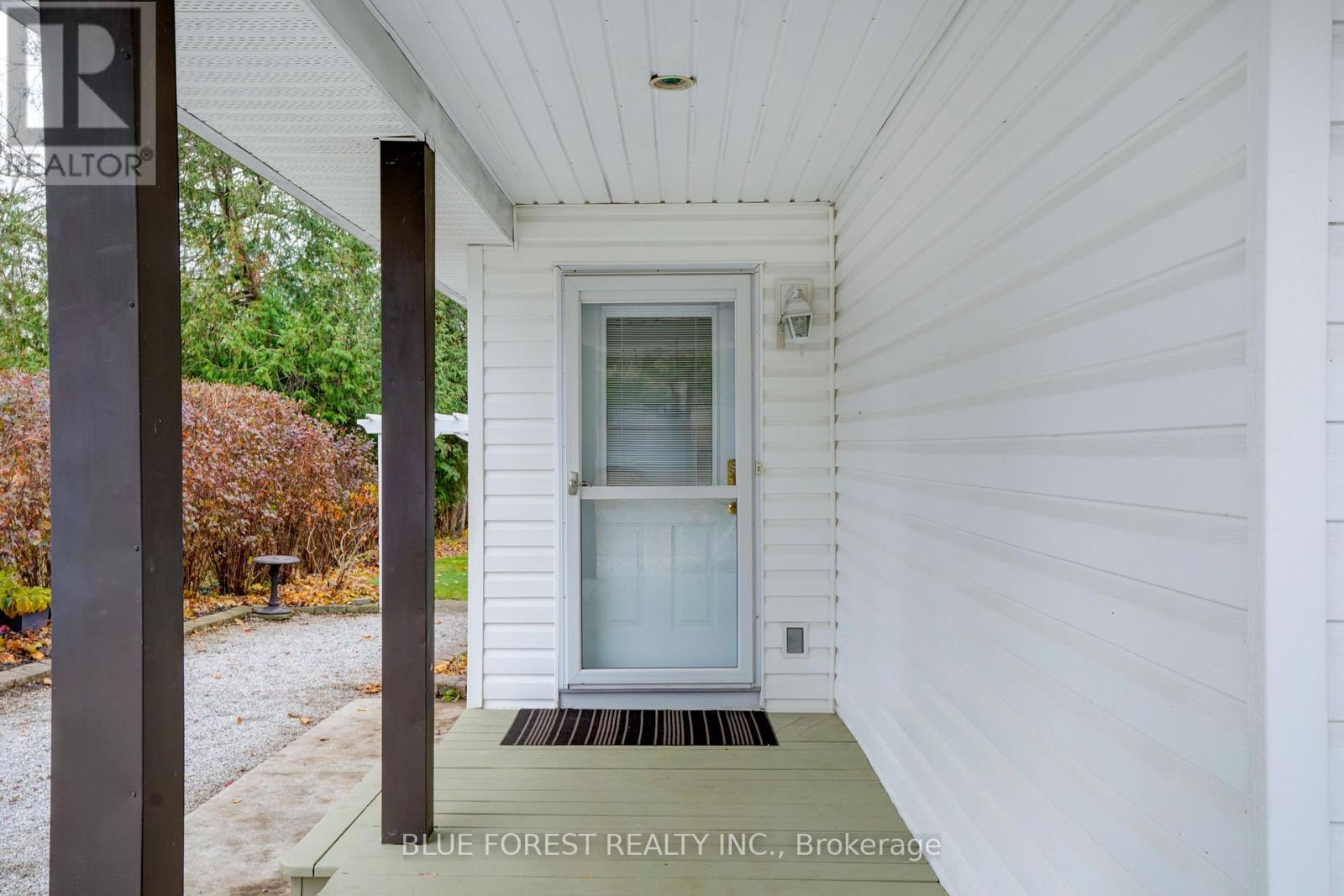 210 Jane Street, West Elgin, Ontario  N0L 2C0 - Photo 33 - X12553886