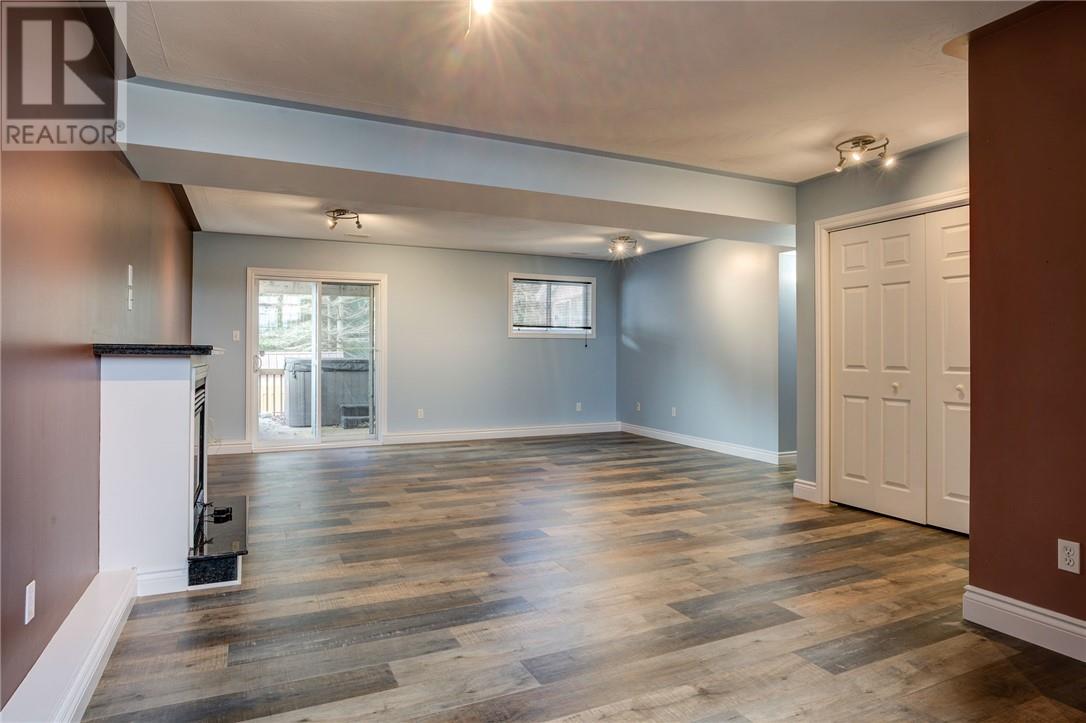 4153 Elmview, Hanmer, Ontario  P3P 1R9 - Photo 13 - 2125677