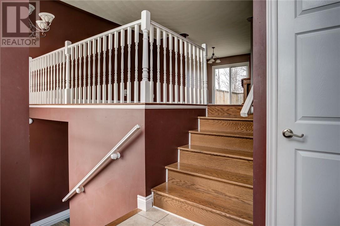 4153 Elmview, Hanmer, Ontario  P3P 1R9 - Photo 3 - 2125677