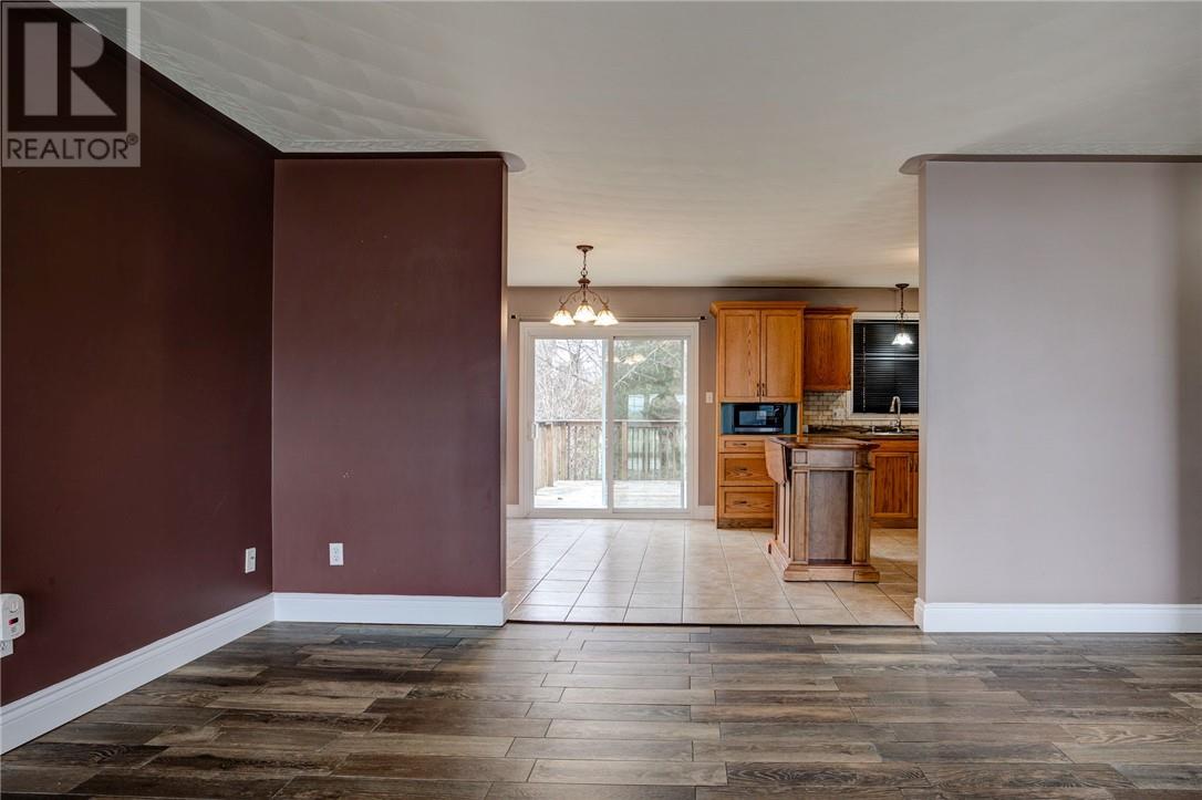 4153 Elmview, Hanmer, Ontario  P3P 1R9 - Photo 7 - 2125677