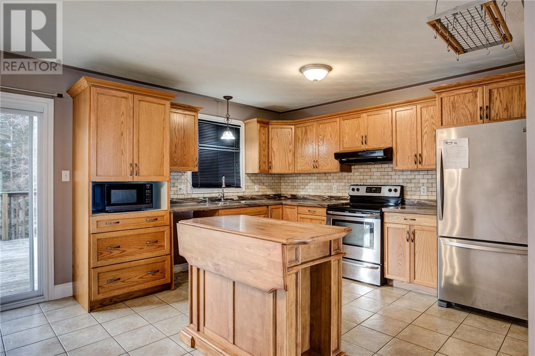 4153 Elmview, Hanmer, Ontario  P3P 1R9 - Photo 9 - 2125677