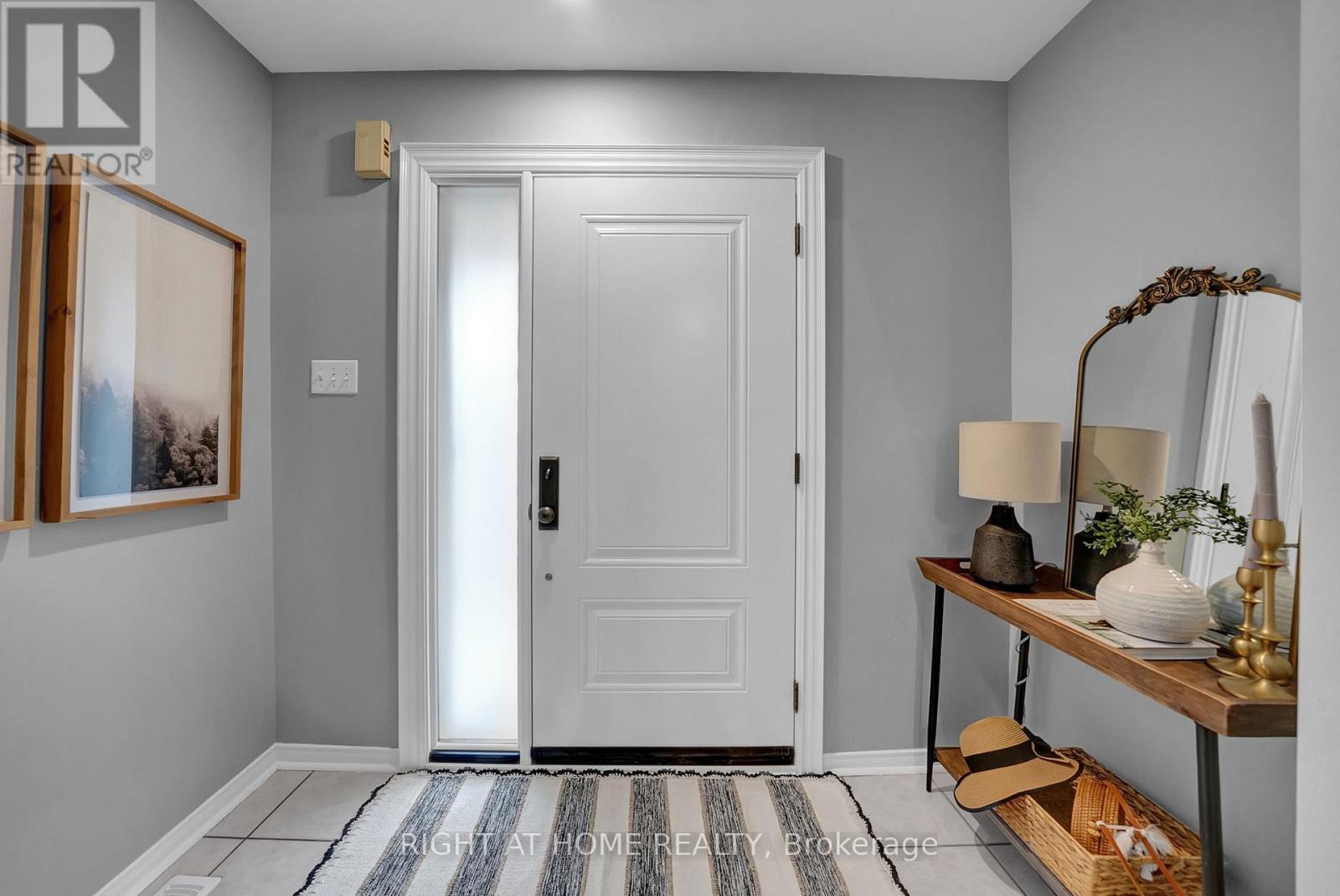 9 Kershaw Street, Clarington, Ontario  L1C 4S4 - Photo 3 - E12554068