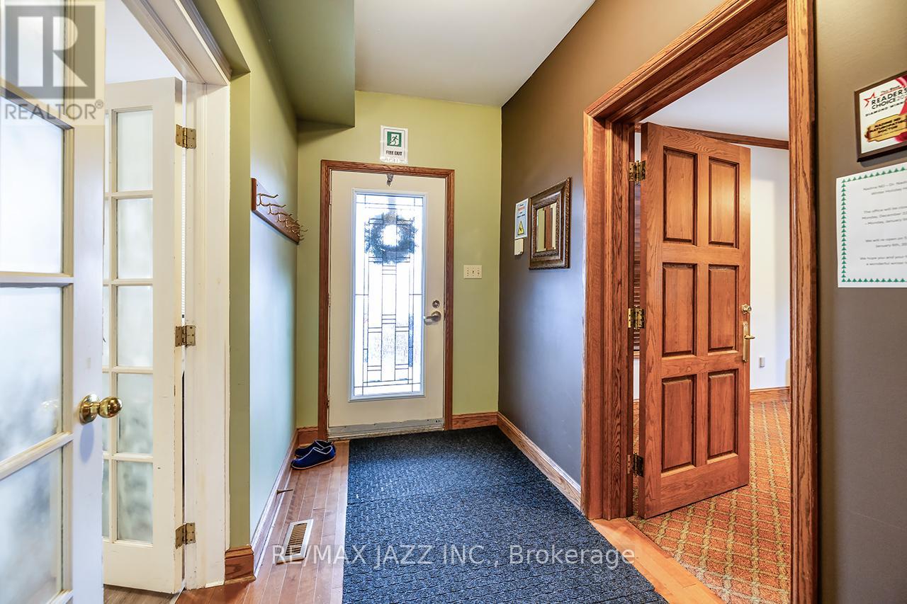 231 King Street E, Oshawa, Ontario  L1H 1C5 - Photo 5 - E12554136