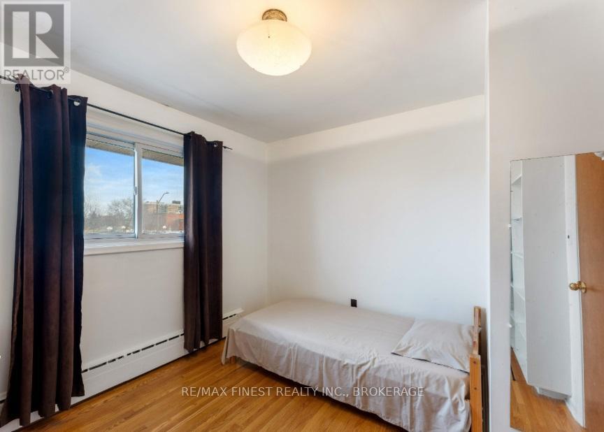 14 Machar Place, Kingston, Ontario  K7M 1L6 - Photo 23 - X12553990