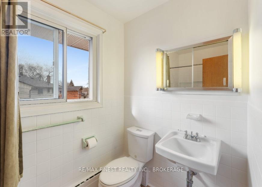 14 Machar Place, Kingston, Ontario  K7M 1L6 - Photo 33 - X12553990