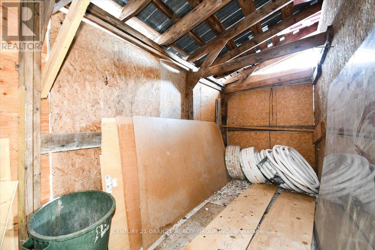 1725 Loop Road, Highlands East, Ontario  K0L 3C0 - Photo 7 - X12554046