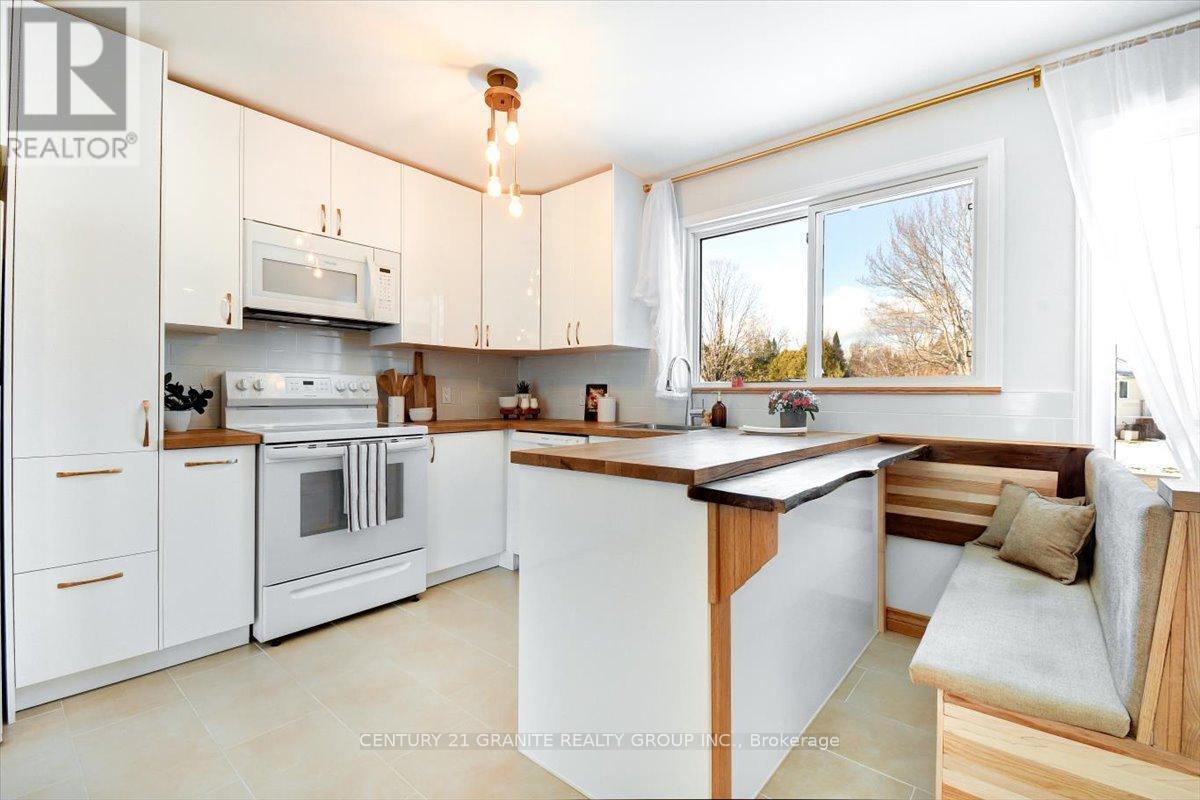 3 Larch Street, Highlands East, Ontario  K0L 1M0 - Photo 16 - X12554058