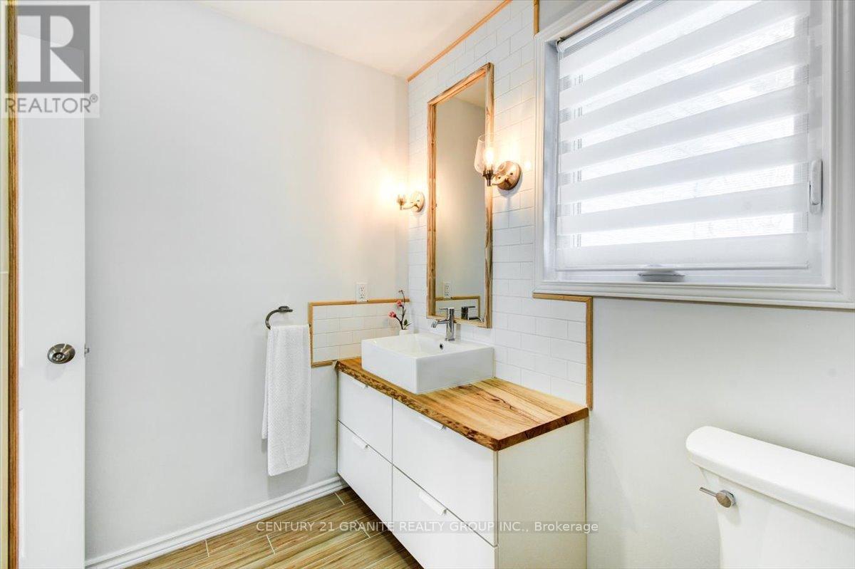 3 Larch Street, Highlands East, Ontario  K0L 1M0 - Photo 27 - X12554058