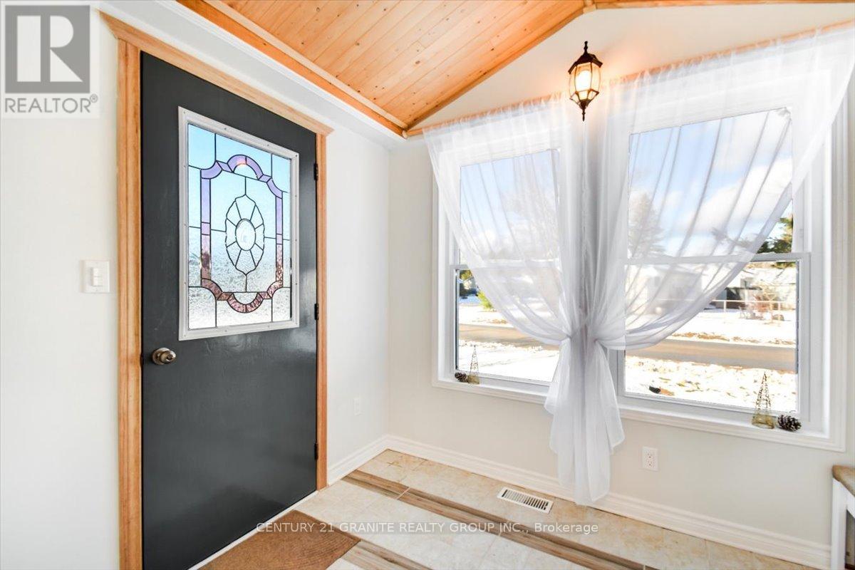 3 Larch Street, Highlands East, Ontario  K0L 1M0 - Photo 5 - X12554058