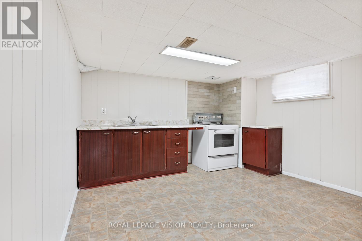 29 Donora Drive, Toronto, Ontario  M4B 1B6 - Photo 28 - E12548370