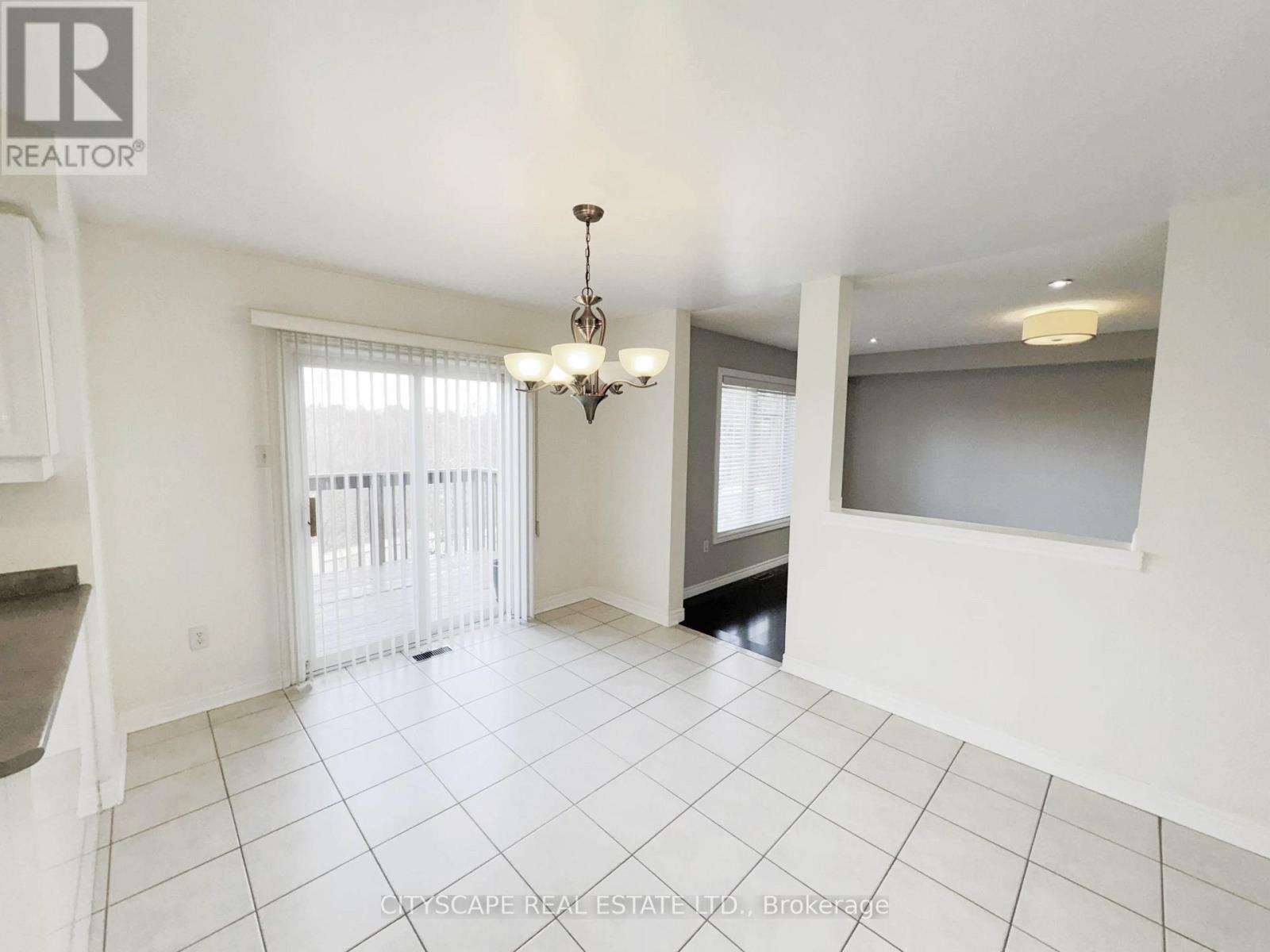 34 Coralreef Crescent, Brampton, Ontario  L6R 2H5 - Photo 17 - W12553854