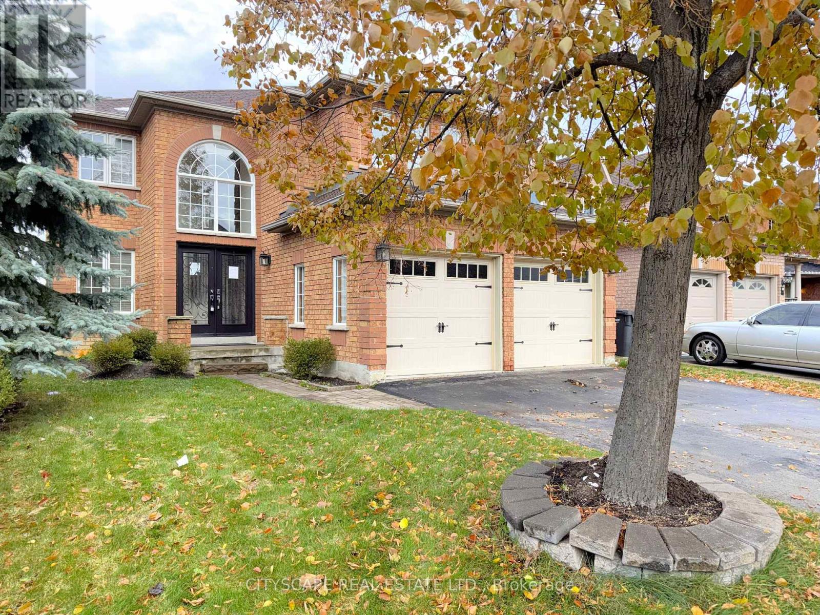 34 Coralreef Crescent, Brampton, Ontario  L6R 2H5 - Photo 3 - W12553854