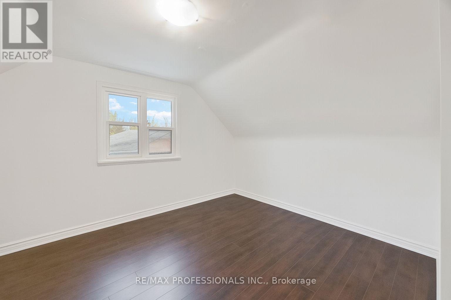 135 Allenby Avenue, Toronto, Ontario  M9W 1T2 - Photo 12 - W12553930