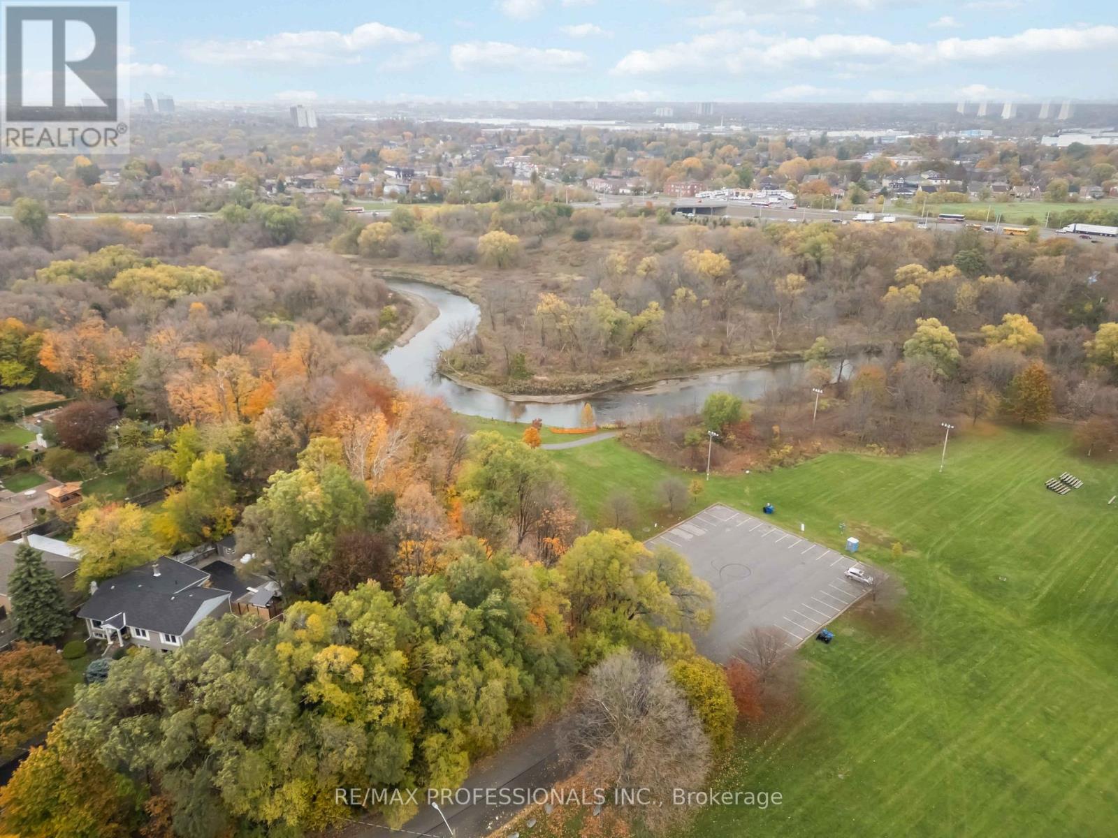 135 Allenby Avenue, Toronto, Ontario  M9W 1T2 - Photo 21 - W12553930