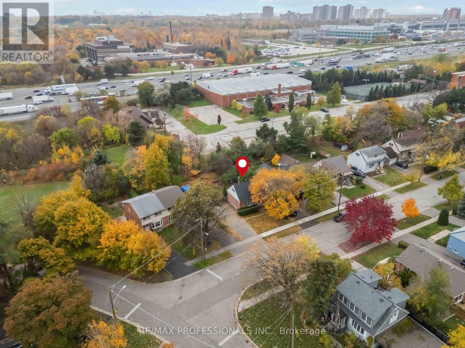 135 Allenby Avenue, Toronto, Ontario  M9W 1T2 - Photo 23 - W12553930