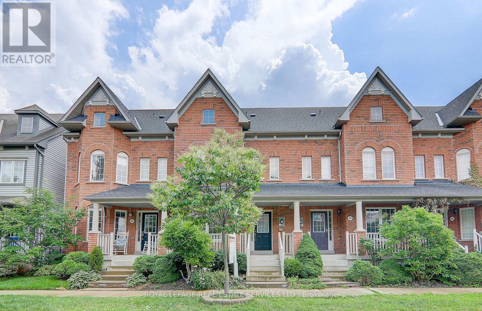 206 ROXTON ROAD, Oakville, Ontario